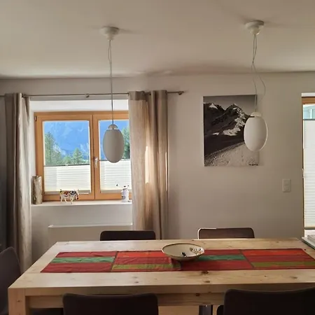 Chesa Vista Mezdi 6 Bergbahnen Sommer Und Oev Inklusive Pontresina