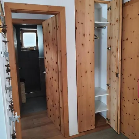 Chesa Vista Mezdi 6 Bergbahnen Sommer Und Oev Inklusive Apartment
