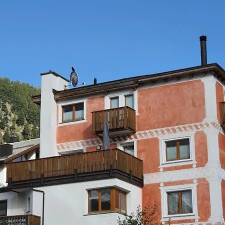 Chesa Vista Mezdi 6 Bergbahnen Sommer Und Oev Inklusive Apartment